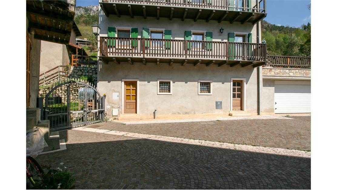 Vendita Casa Semindipendente Ala