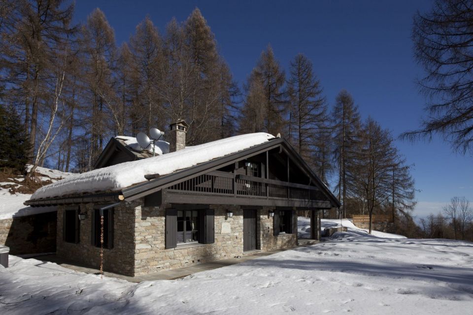 Casa in Legno in stile Classico: Chalet Meira Moun