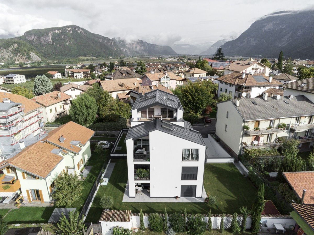 Condomini in legno LignoAlp | Damiani-Holz&KO Spa Edificio residenziale di 4 piani in legno