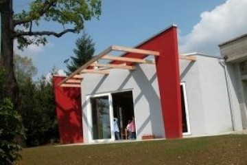 Modello Edificio Pubblico (scuola, chiesa) in Legno SCUOLA MATERNA   L EG ANTONINI  - Morazzone (VA) di RIKO-HISE srl - Arch. Daniele Bonzi