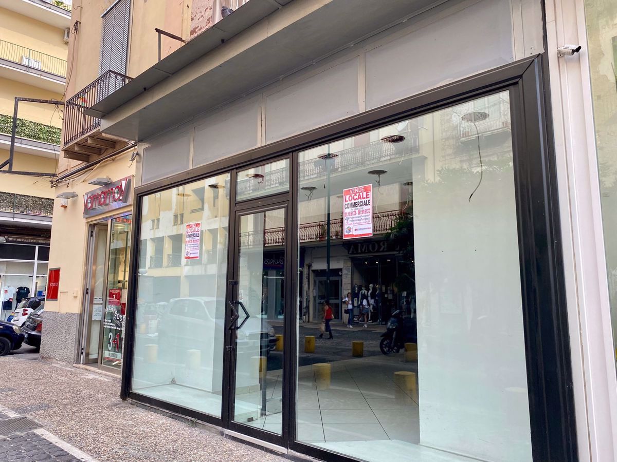 Vendita Attività  Commerciale Napoli